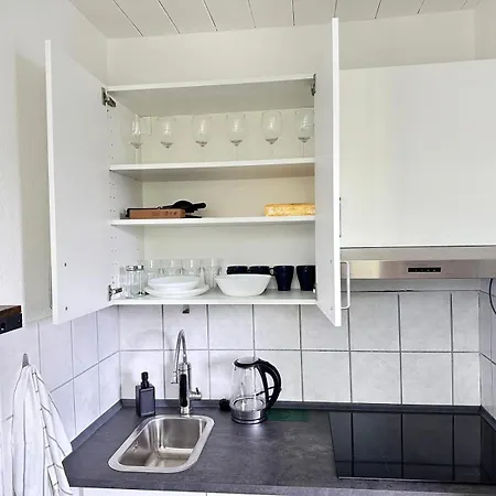 Schoenes Studioapartment Uni Naehe, Wlan, 4 Gaeste Essen Exterior photo