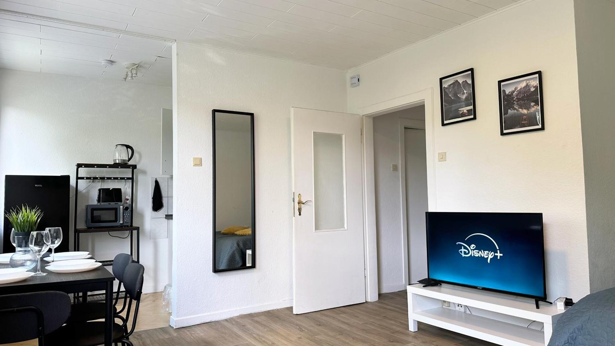 Schoenes Studioapartment Uni Naehe, Wlan, 4 Gaeste Essen